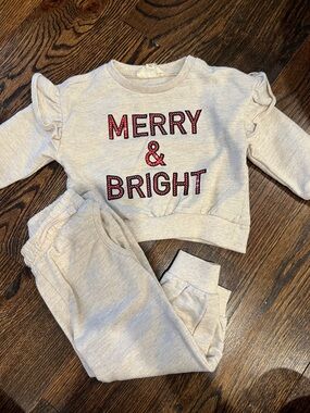 Jessica Simpson Kids Cream Sweatshirt & Jogger Set with Red Glitter Text
